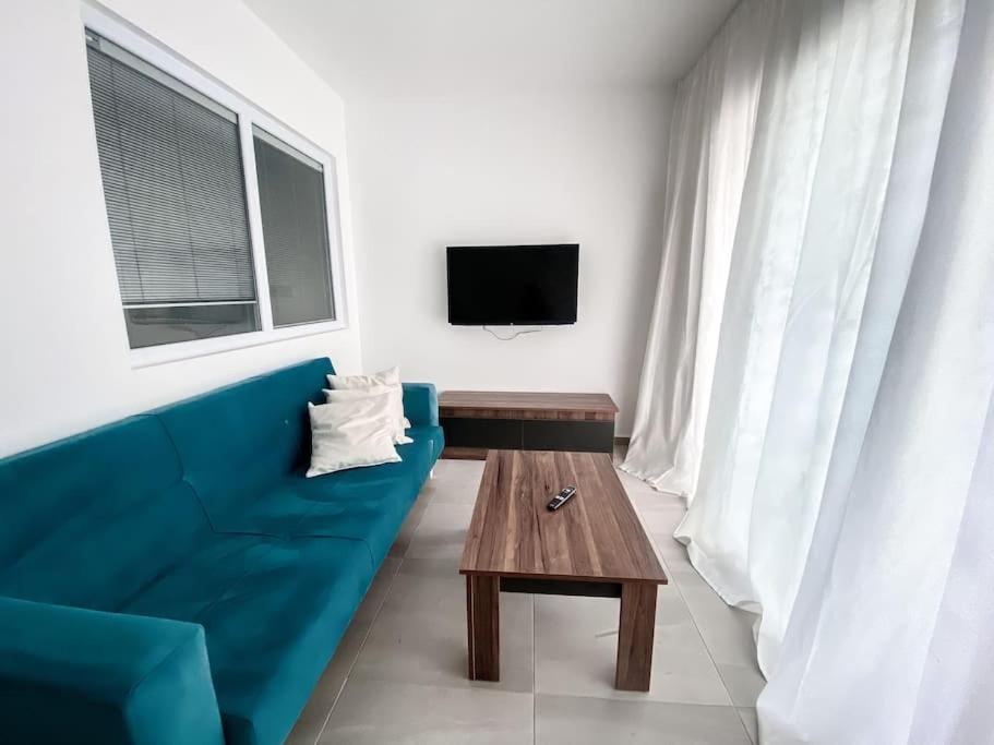 Paradise Beach Front Resort Vokolidha Zewnętrze zdjęcie